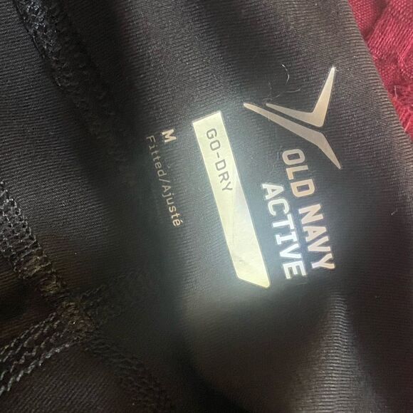NWT Old Navy Go Dry Leggings Set. Size Medium. - Picture 8 of 9